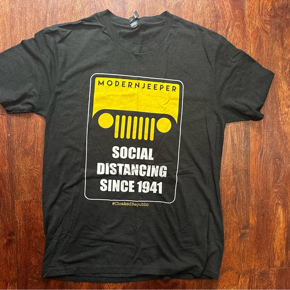 Jeep shirts M-L 8 shirts